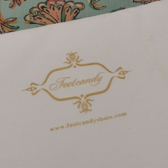 NEW Footcandy Platform Sandals - Picture 11 of 11